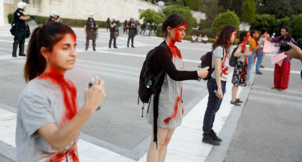 Δυναμικές κινητοποιήσεις σε όλη τη χώρα ενάντια στη λεηλασία της φύσης 