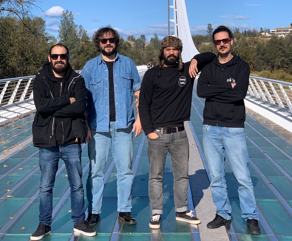 1000mods: Ζούμε σε μια κοινωνία της οποίας το σύστημα δεν μπορεί να επιβιώσει