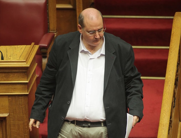 Ηλεκτρισμένη συζήτηση στη Βουλή