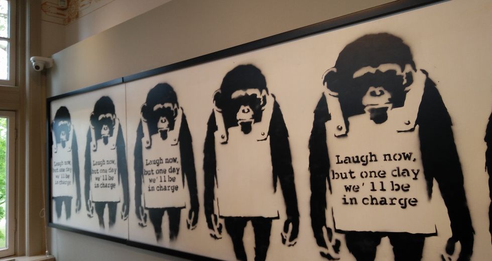 Banksy: ένας ακτιβιστής αντάρτης πόλης