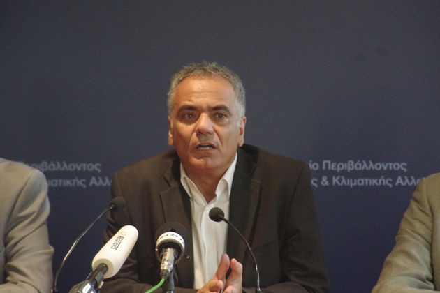 Απ’ το Μέγαρο στα υπουργεία τους