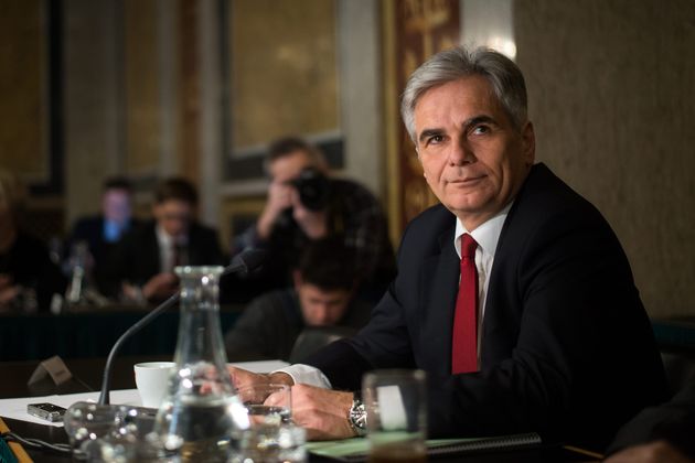 Σε ελεύθερη πτώση η ευρωπαϊκή σοσιαλδημοκρατία