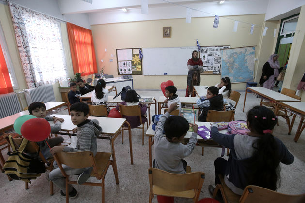 Αγριος ξυλοδαρμός μπροστά σε παιδιά, επειδή «έφεραν πάλι τους Πακιστανούς»