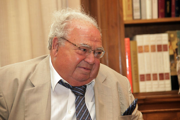 Τα βάζει τώρα με τους εργαζόμενους το «καθεστώς» του Γηροκομείου