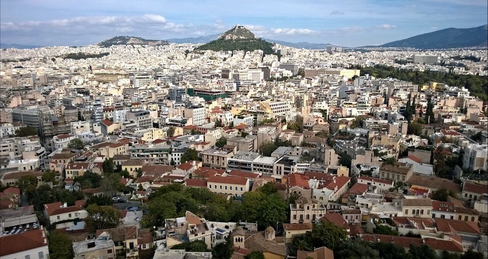 Ούτε άντρας, ούτε φίλος, ούτε συγγενής. Ήταν ο πατέρας του παιδιού τους