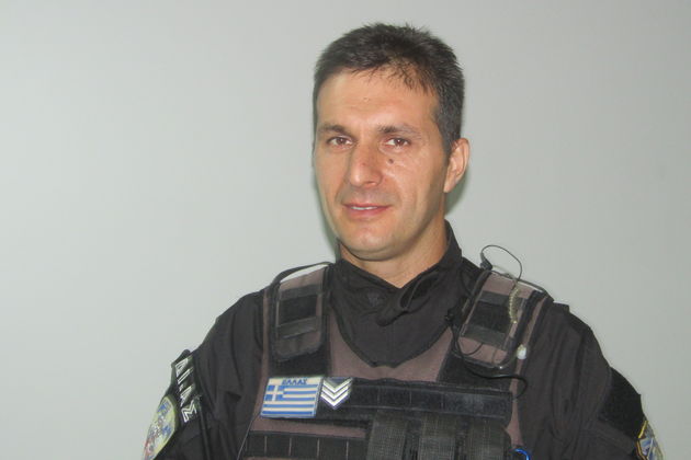 «Ελεγε ο άλλος: “Οχι, πάρε την κυρία, είναι πιο καμένη από μένα”»