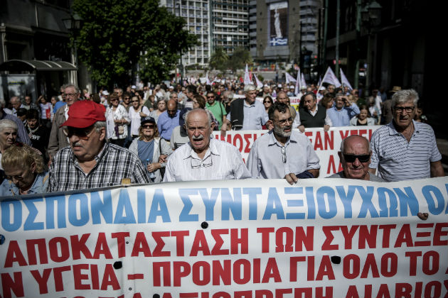 «Όχι» στην περικοπή των συντάξεών τους