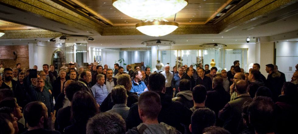 ΓΣΕΕ και… ΠΑΜΕ να το κλείσουμε το «μαγαζί»