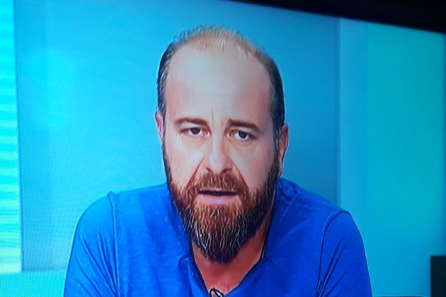 Μαύρα φίδια ζώνουν τα σχολεία