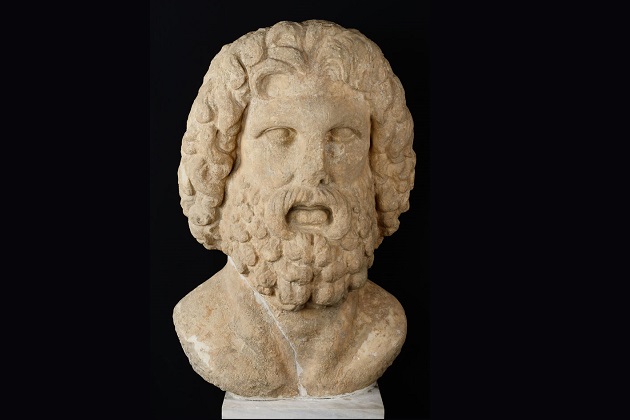 Bόλτα σε υπέροχα ερείπια