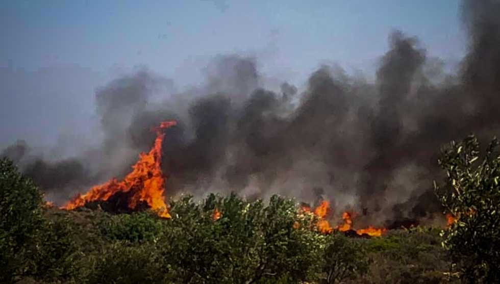 Μάχη με τις φλόγες σε Αττική και Ελαφόνησο