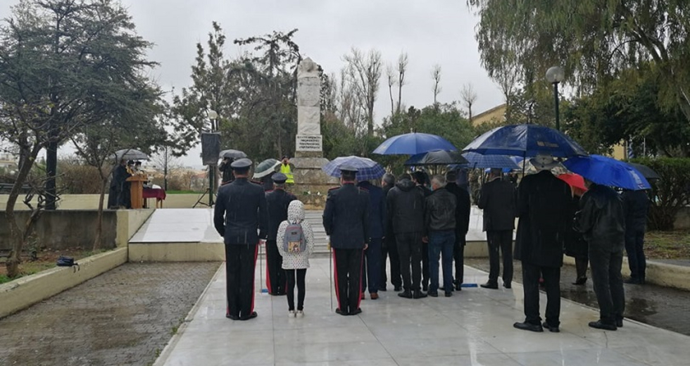 Κρήτη: Λιτές και υπό βροχή οι εκδηλώσεις για την 25η Μαρτίου