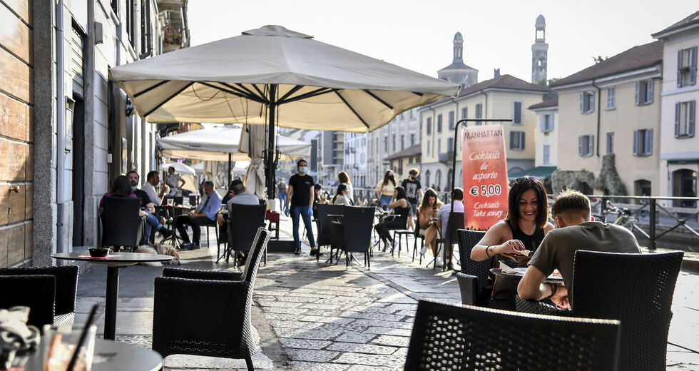 Παγκόσμιο ρεκόρ κρουσμάτων, σε συναγερμό τα νοσοκομεία στο Παρίσι
