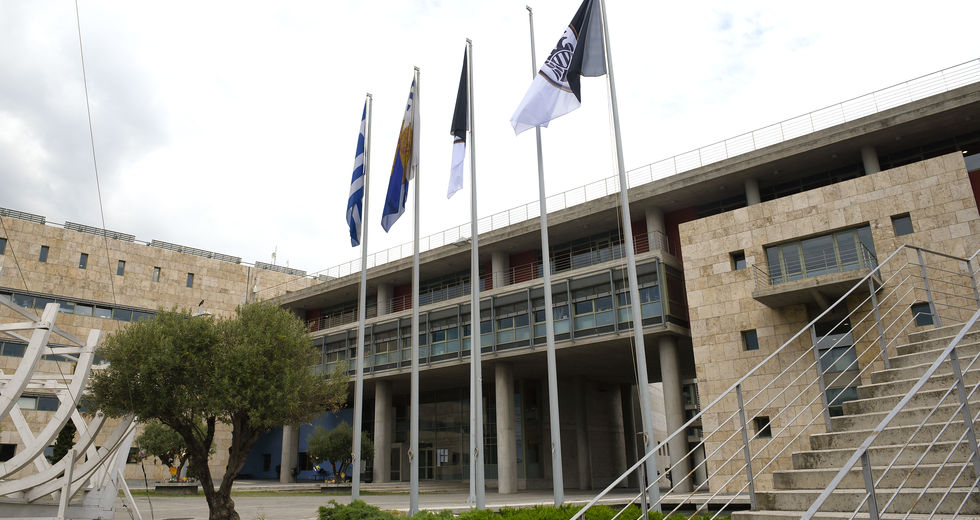 Ο Λουτσέσκου βάζει δύσκολα στον Ιβάν
