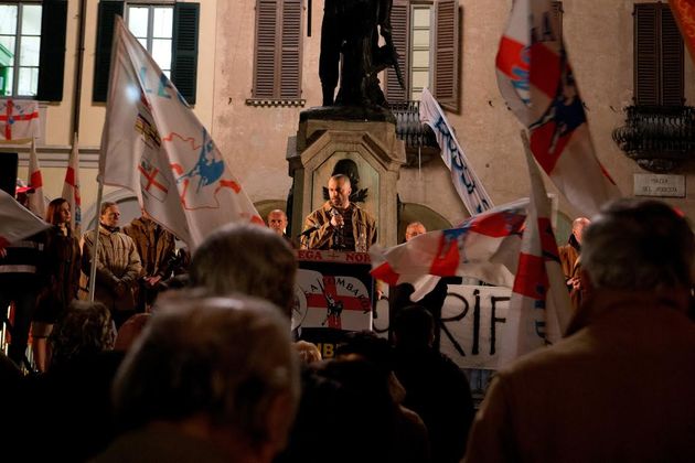 Φυλετικές διαμάχες και πολιτική με αστέρια από το Χόλιγουντ…