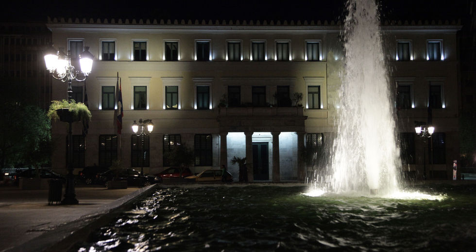 Η κάλπη βγάζει αμφίρροπα «ντέρμπι» στον δεύτερο γύρο
