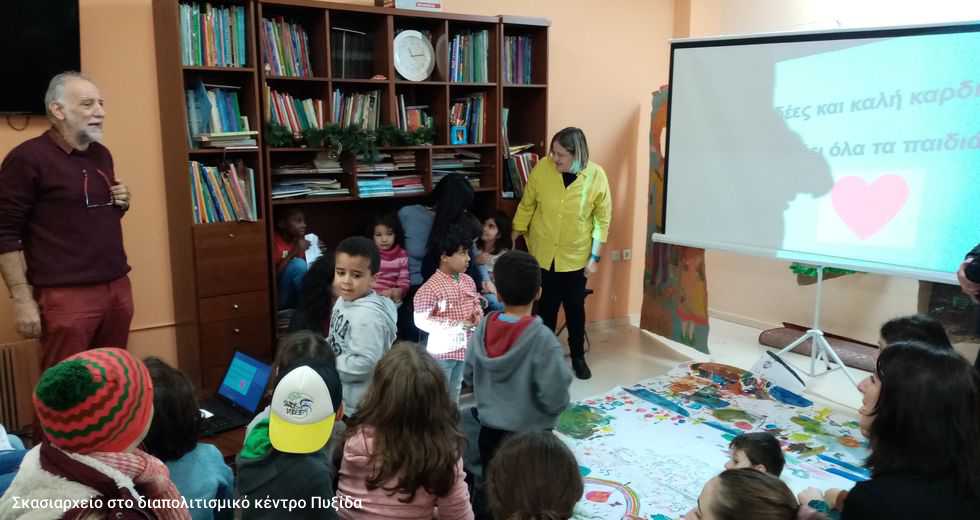 Τα ανοιχτά σχολεία των Εξαρχείων και ο φόβος των «άδειων θρανίων»