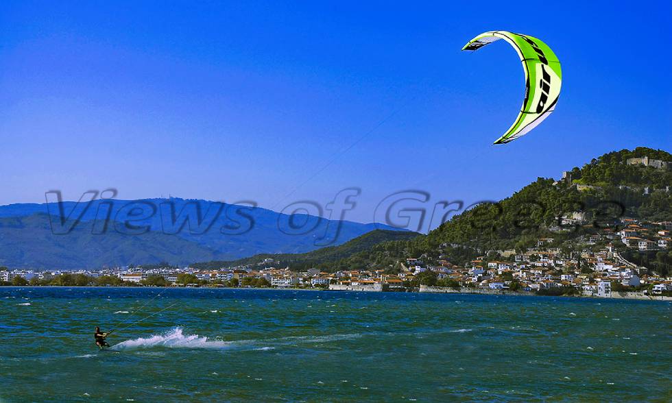 Η Ναύπακτος, το Μοναστηράκι και οι παραλίες του Κορινθιακού κόλπου