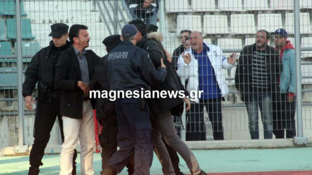Νέες ασχήμιες Αχιλλέα Μπέου