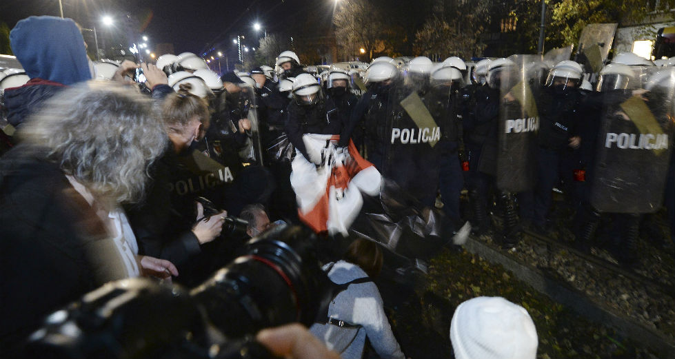 «Έχεις αίμα στα χέρια σου»