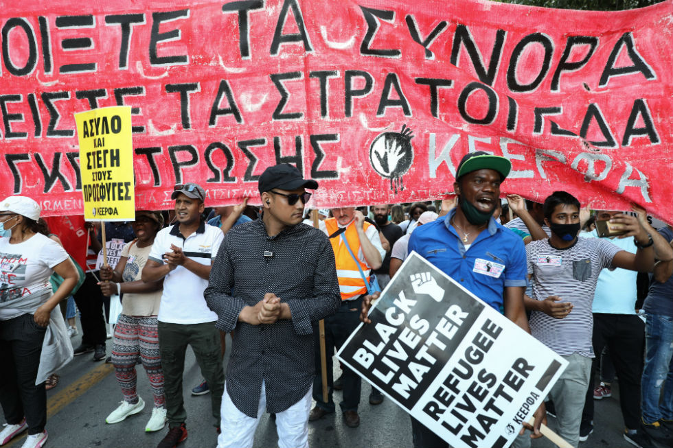 Δυνατό «όχι» στις εξώσεις προσφύγων και στα στρατόπεδα-φυλακές