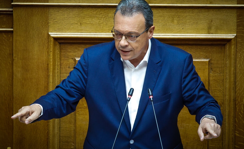 Βαρύγδουπο αφήγημα Μητσοτάκη στις προγραμματικές