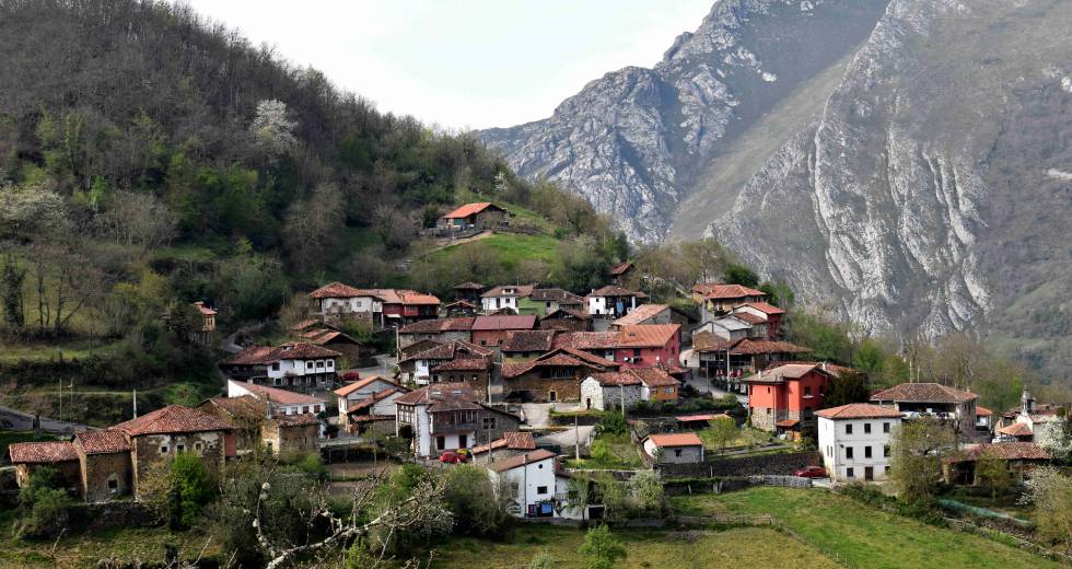 Πεζοπορώντας στα όρη Picos de Europa στη Βορειοδυτική Ισπανία