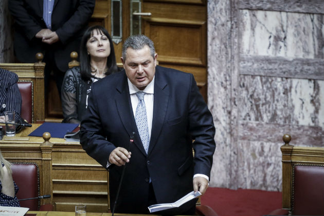 Η πάγια τακτική της Χρυσής Αυγής και τα αίσχη Μπαρμπαρούση
