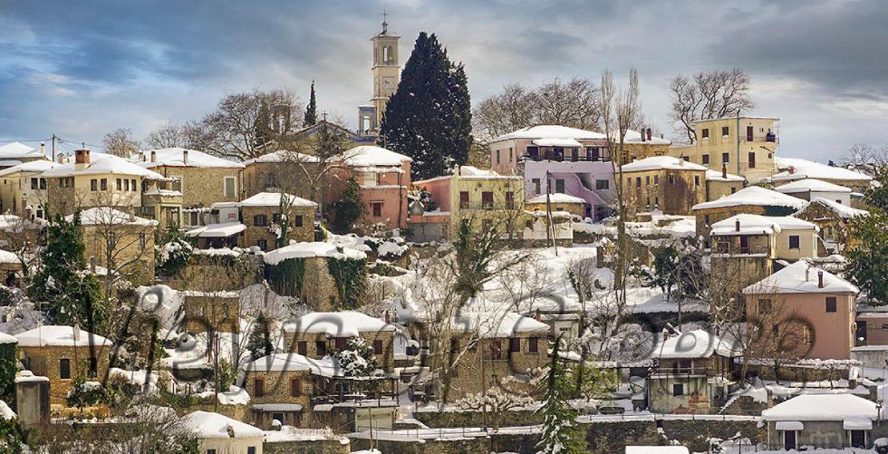 Μαγευτική χιονισμένη Θεσσαλία
