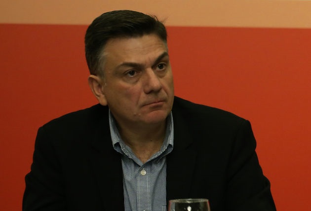 Δύσκολος τοκετός με πολλές ωδίνες
