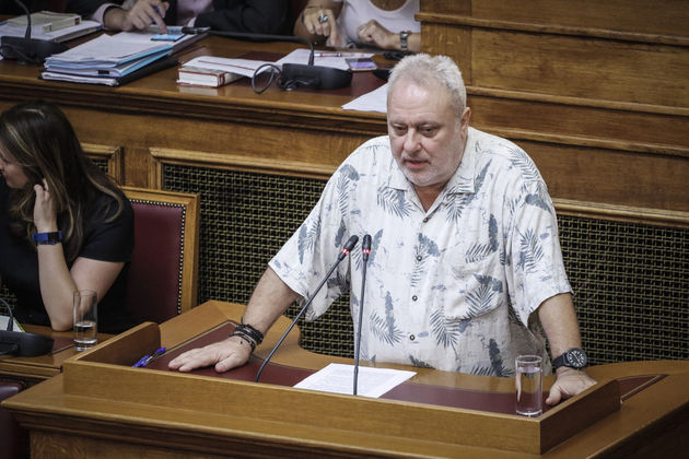 «Πέρασε» με ευτράπελα η αύξηση του κατώτατου μισθού
