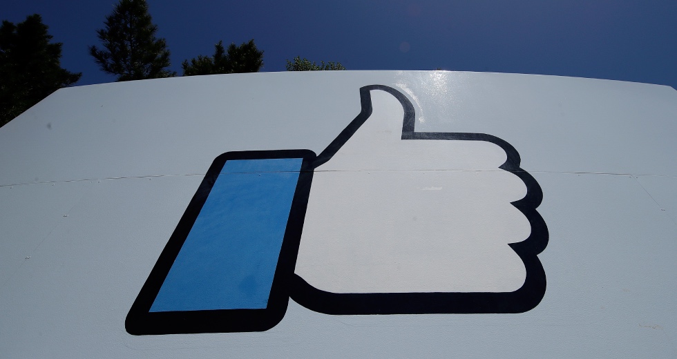 Ιταλία: Το Facebook μας χρωστά πάνω από 887 εκατ. ευρώ για ΦΠΑ