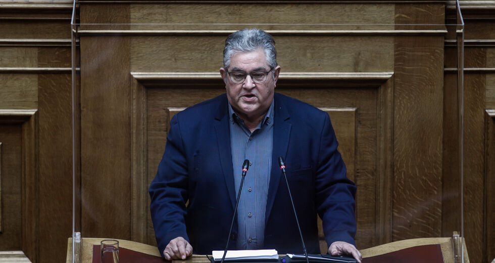 Με το «όπλο» στραμμένο στην… αντιπολίτευση