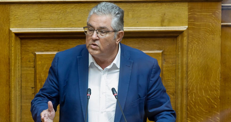 Η αντιπολίτευση βάλλει για τις μισές αλήθειες και τα «μέτρα ασπιρίνες» από Μητσοτάκη