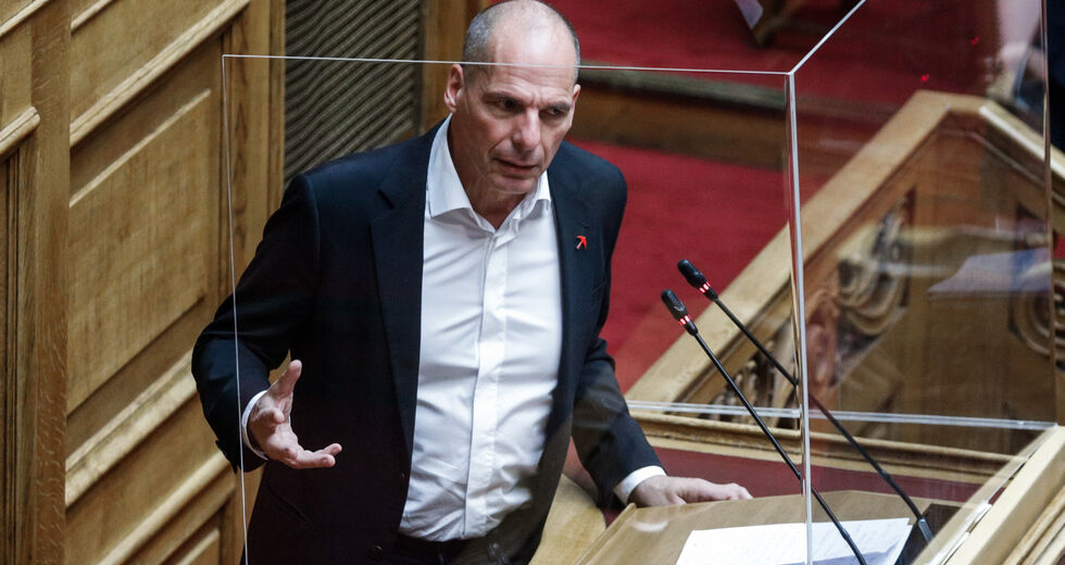 Με το «όπλο» στραμμένο στην… αντιπολίτευση