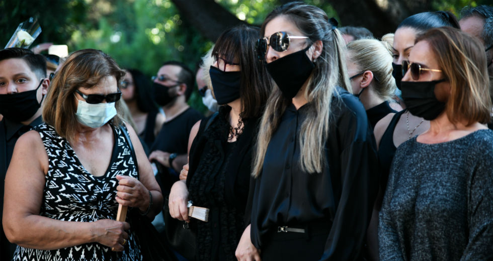 Το τελευταίο αντίο στον Γιάννη Πουλόπουλο