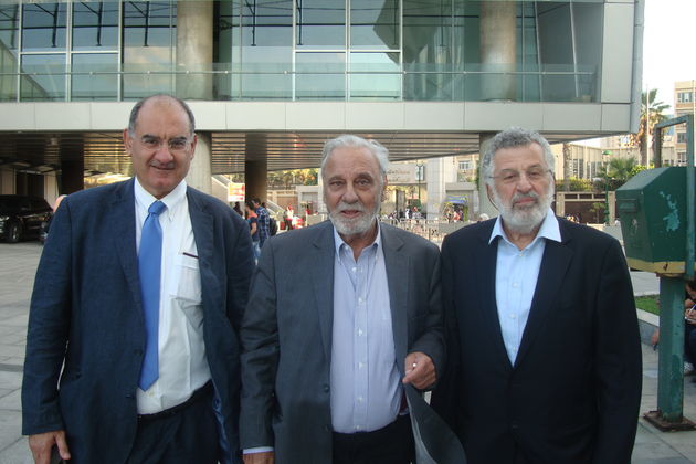 Οδοιπορικό στην ποίηση και στα μέρη όπου έζησε ο Καβάφης