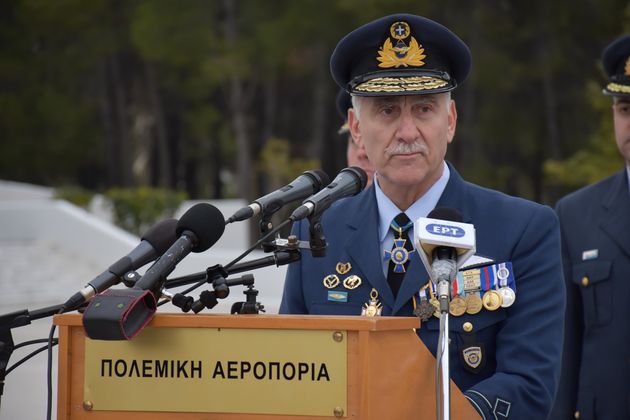 Ποιοι είναι οι νέοι αρχηγοί ΓΕΕΘΑ και Επιτελείων