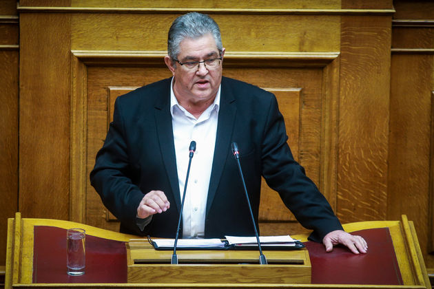 Μονομαχία για την εμπιστοσύνη