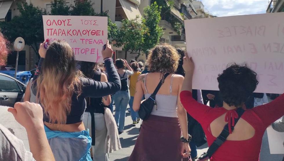 «Πρώτα μας λέτε σπάστε τη σιωπή, κι ύστερα καλύπτετε τον κάθε βιαστή»