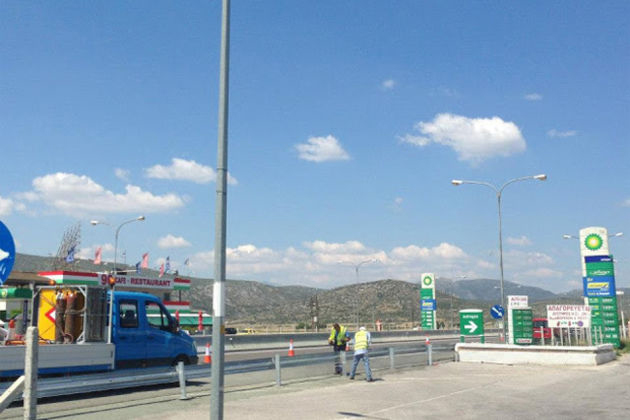 Επεσαν οι… μπάρες
