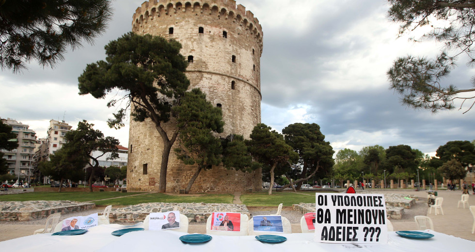 «Άδειες καρέκλες» στις πλατείες της χώρας – Δράση για τις επιχειρήσεις εστίασης