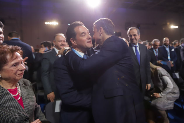 Υποσχέσεις και βολές για τις Πρέσπες
