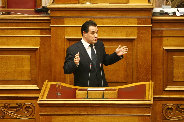 Πνίγεται το ΤΑΙΠΕΔ στην παραλία