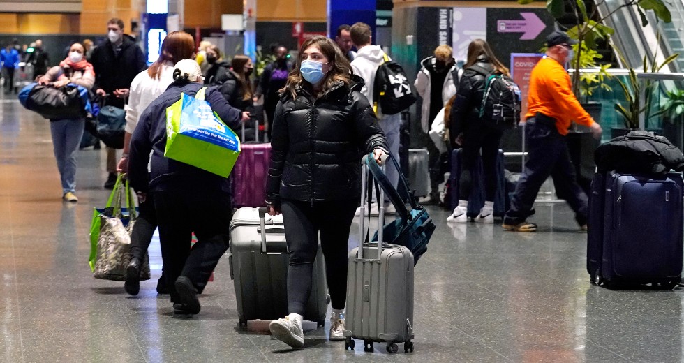 Χριστούγεννα στη βαριά σκιά της πανδημίας