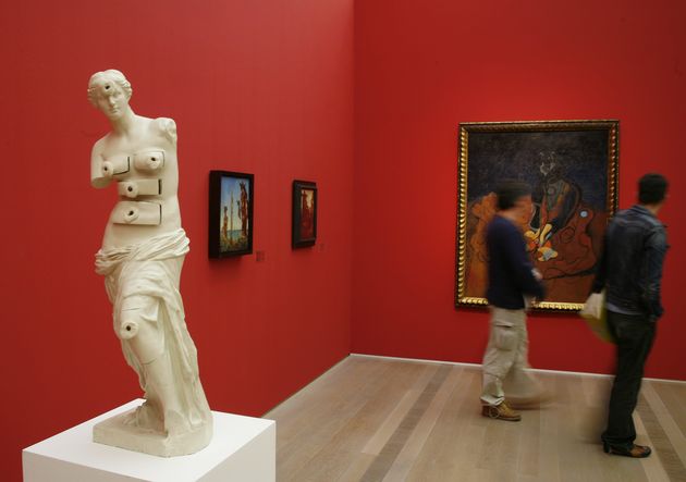 «Η ελληνολατρία εκτρέφει την ελληνοφοβία»