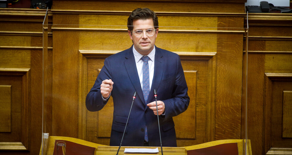 Αυστηρότερες ποινές και συρρίκνωση δικαιωμάτων για τους πολίτες