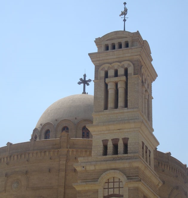 Ενας Παρθένης στην καρδιά του Καΐρου