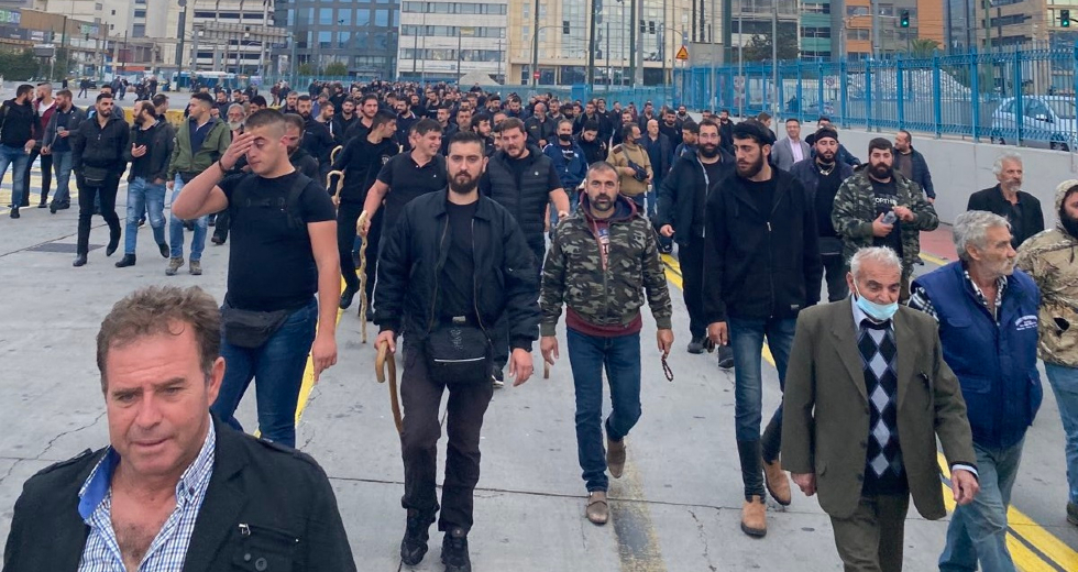 Στο συλλαλητήριο της Αθήνας οι αγρότες και οι κτηνοτρόφοι της Κρήτης