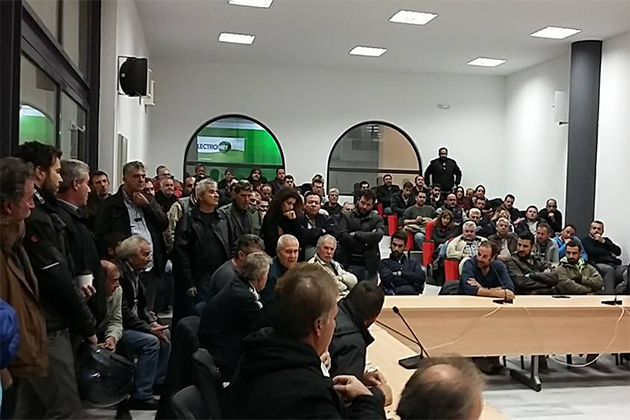 Ξανά στα λιμάνια της Κρήτης οι αγρότες